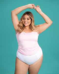 Blumer de mujer con encaje.