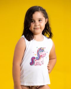 Blusa básica blanca de niña.